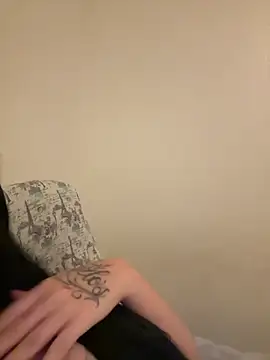 jaanneedough online show from 10-26-25, 04:51