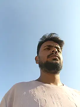 Snapshot of devil_boy_0909 chatting on 03-10-26, 03:11 devil boy 0909 online show from 03-10-26, 03:11