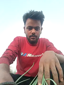 Snapshot of devil_boy_0909 chatting on 03-12-26, 01:17 devil boy 0909 online show from 03-12-26, 01:17