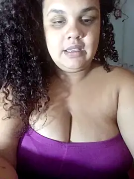 Snapshot of safirahot69 chatting on 10-26-25, 11:27 safirahot69 online show from 10-26-25, 11:27