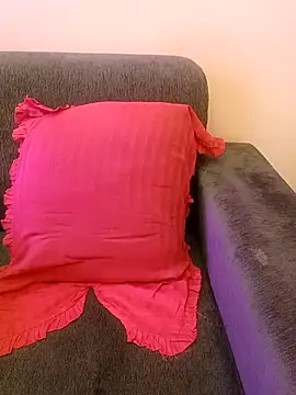 Snapshot of menaxi-baby7 chatting on 02-16-26, 04:03 menaxi-baby7 online show from 02-16-26, 04:03