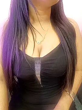 Snapshot of menaxi-baby7 chatting on 02-21-26, 09:38 menaxi-baby7 online show from 02-21-26, 09:38