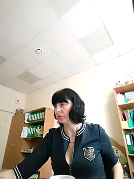 Snapshot of Viknika chatting on 10-31-25, 09:54 Viknika online show from 10-31-25, 09:54