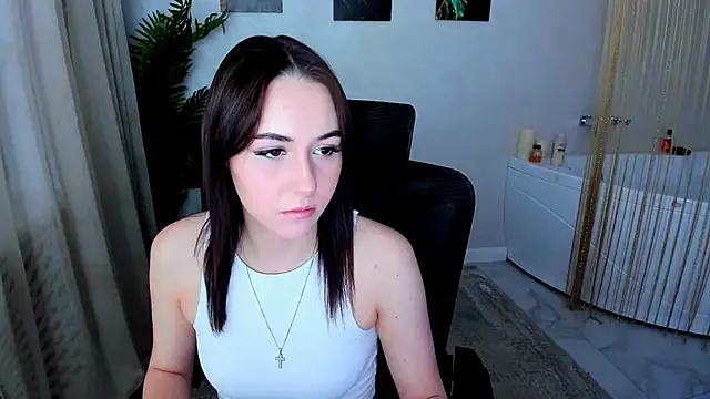 MakeYoueHappy online show from 11-26-25, 11:44