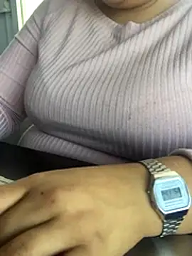 Snapshot of Evil_kitty6 chatting on 12-02-25, 09:10 Evil kitty6 online show from 12-02-25, 09:10