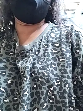 girl999 online show from 01-07-26, 06:32