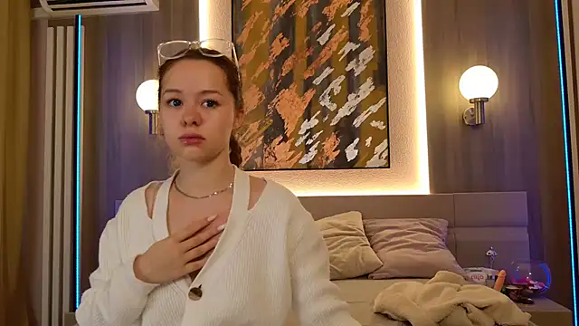 sweetie kathy  online show from 11-07-25, 06:57