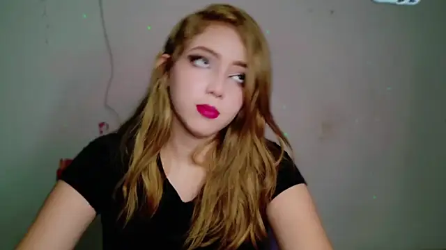 Natalia alian online show from 10-31-25, 07:15