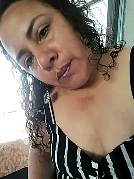 Snapshot of Anny_37 chatting on 11-04-25, 02:16 Anny 37 online show from 11-04-25, 02:16