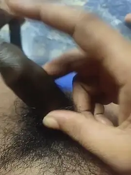 Snapshot of kkarish24 chatting on 10-27-25, 04:55 kkarish24 online show from 10-27-25, 04:55