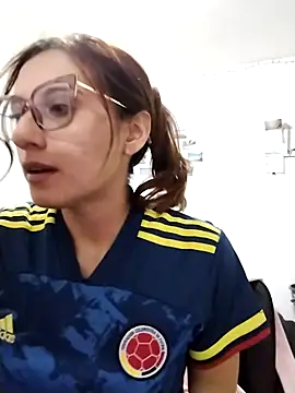 bellastorme04 online show from 03-27-26, 08:59