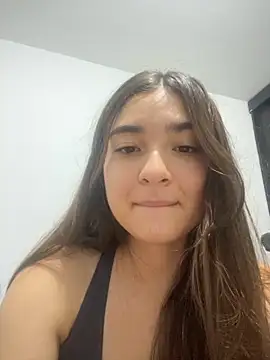 Valentina ro online show from 10-27-25, 03:43