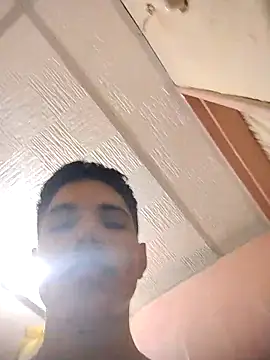 Alex Sweeting online show from 11-08-25, 03:50