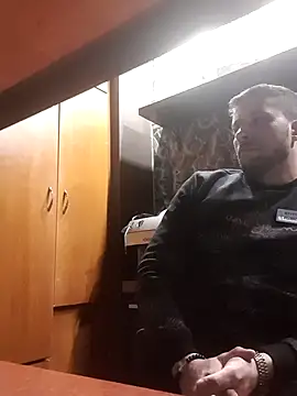 Snapshot of TheSexyMaster chatting on 10-29-25, 03:58 TheSexyMaster online show from 10-29-25, 03:58