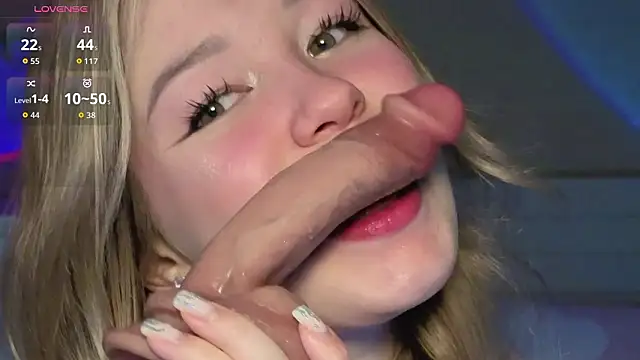 Snapshot of pawsclawss chatting on 03-15-26, 09:15 pawsclawss online show from 03-15-26, 09:15