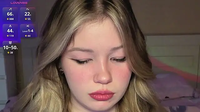 Snapshot of pawsclawss chatting on 03-17-26, 06:50 pawsclawss online show from 03-17-26, 06:50