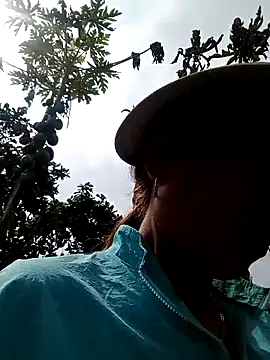 bella-la online show from 02-07-26, 05:44