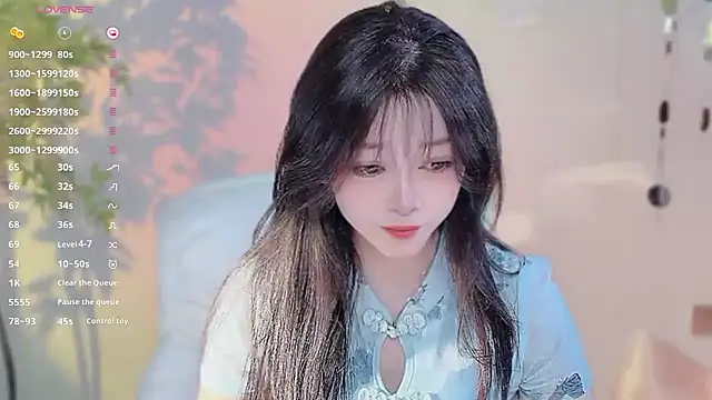 Yiluo95 online show from 03-27-26, 04:29