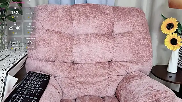 LuckyNana  online show from 11-03-25, 01:45