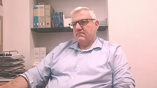 Snapshot of Diegoriv71 chatting on 04-13-26, 10:32 Diegoriv71 online show from 04-13-26, 10:32