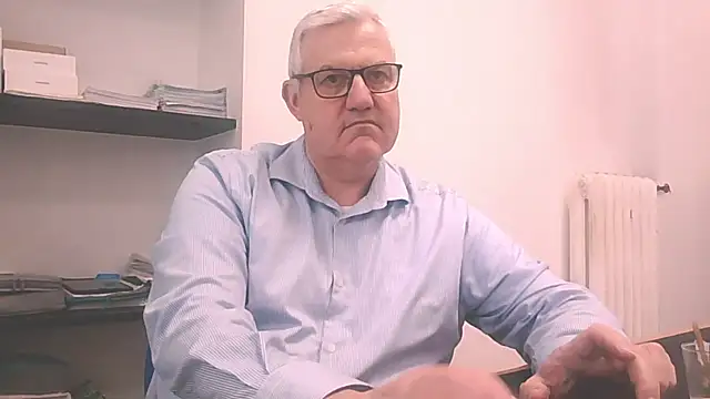 Snapshot of Diegoriv71 chatting on 04-16-26, 12:28 Diegoriv71 online show from 04-16-26, 12:28