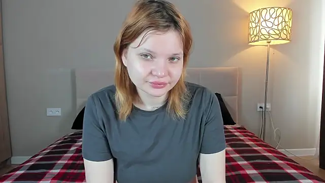 babyyullii online show from 05-11-26, 01:44