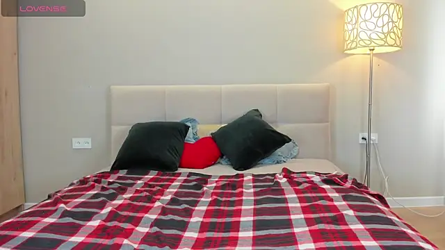 babyyullii online show from 06-02-26, 01:40