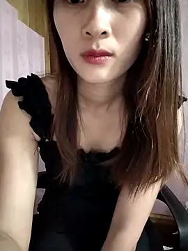 Em xinh01 online show from 05-02-26, 03:00