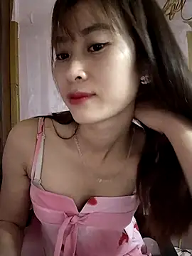 Em xinh01 online show from 05-05-26, 09:45