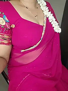 shreyareddy99 online show from 05-19-26, 06:25
