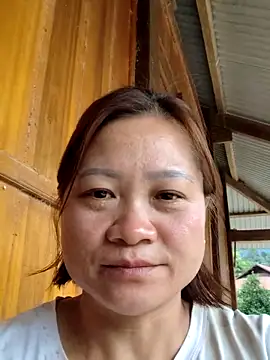 Nana xinh online show from 11-05-25, 06:24