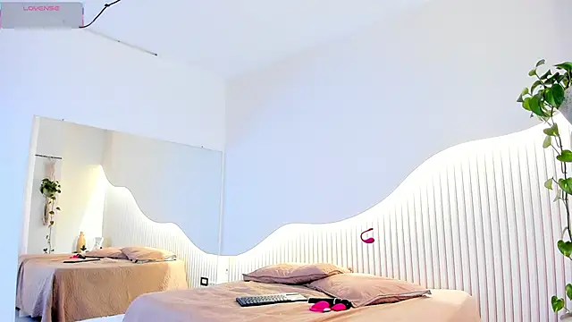 Snapshot of Angy-Avila chatting on 03-10-26, 04:06 Angy-Avila online show from 03-10-26, 04:06