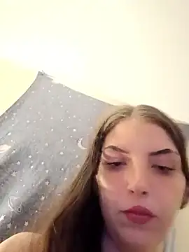 Snapshot of Heavenlyangelforever chatting on 11-02-25, 04:48 Heavenlyangelforever online show from 11-02-25, 04:48