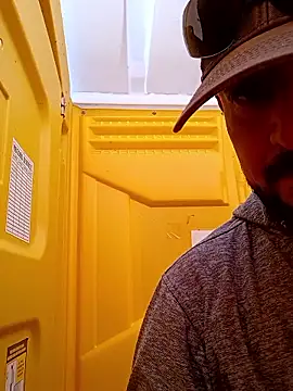 Snapshot of primo6969 chatting on 04-06-26, 11:49 primo6969 online show from 04-06-26, 11:49