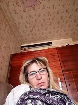 Snapshot of Georgette466 chatting on 11-02-25, 08:28 Georgette466 online show from 11-02-25, 08:28