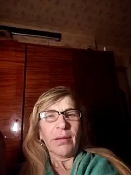 Georgette466 online show from 12-21-25, 03:35