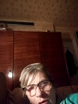 Snapshot of Georgette466 chatting on 02-25-26, 04:00 Georgette466 online show from 02-25-26, 04:00