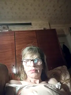 Snapshot of Georgette466 chatting on 03-08-26, 02:04 Georgette466 online show from 03-08-26, 02:04