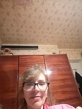 Snapshot of Georgette466 chatting on 03-09-26, 03:49 Georgette466 online show from 03-09-26, 03:49