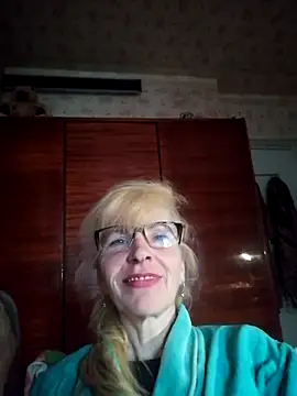 Snapshot of Georgette466 chatting on 04-09-26, 03:17 Georgette466 online show from 04-09-26, 03:17