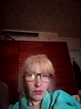 Snapshot of Georgette466 chatting on 04-24-26, 04:20 Georgette466 online show from 04-24-26, 04:20