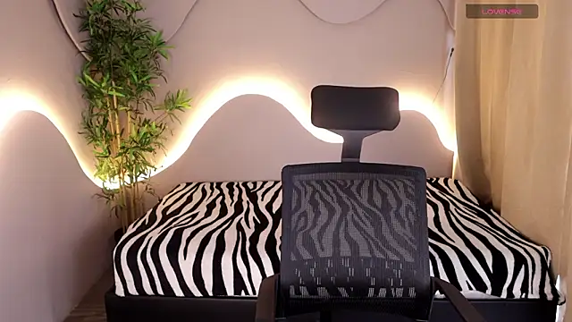 Meganpeach  online show from 02-05-26, 02:22