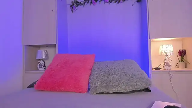 GabyMason  online show from 11-12-25, 12:05