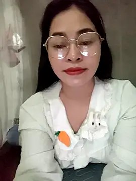 Bamboo-niee123 online show from 05-02-26, 04:01