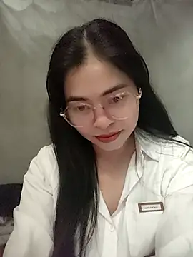 Bamboo-niee123 online show from 05-04-26, 04:03