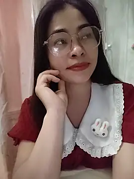 Bamboo-niee123 online show from 06-20-26, 03:48