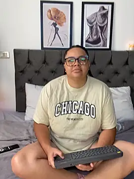 Gemini Lanzo online show from 11-04-25, 01:10