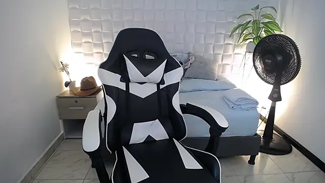 victoria 243 online show from 01-08-26, 03:53