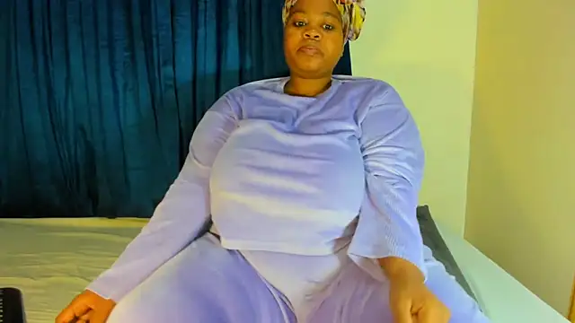 ThickLeeyanaXX online show from 06-14-26, 03:19