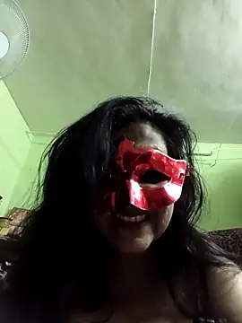LOVE  RANI online show from 05-18-26, 04:18